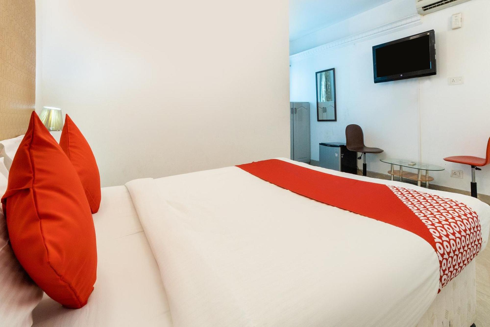 Oyo Hotel Fiesta Grand Bangalore Eksteriør bilde
